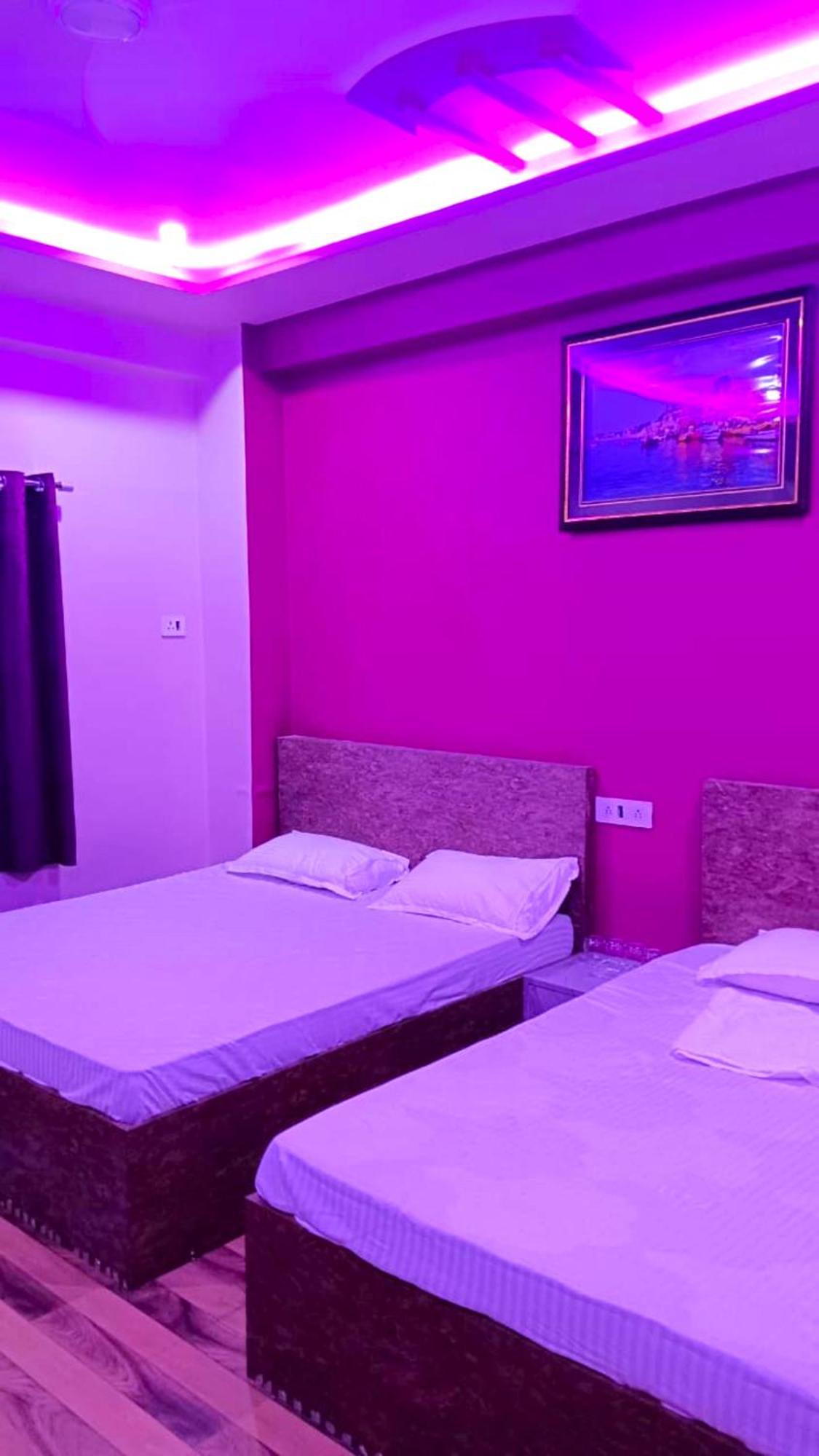 Hotel Kashi Inn Raj Ghat Waranasi Zewnętrze zdjęcie