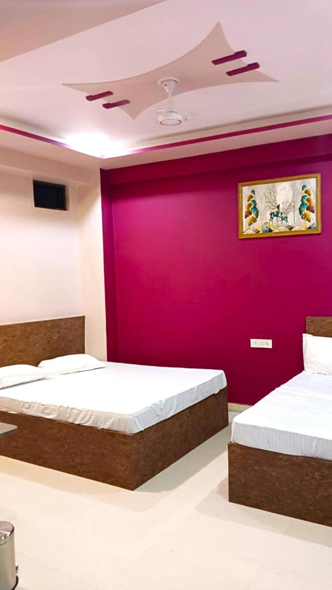 Hotel Kashi Inn Raj Ghat Waranasi Zewnętrze zdjęcie