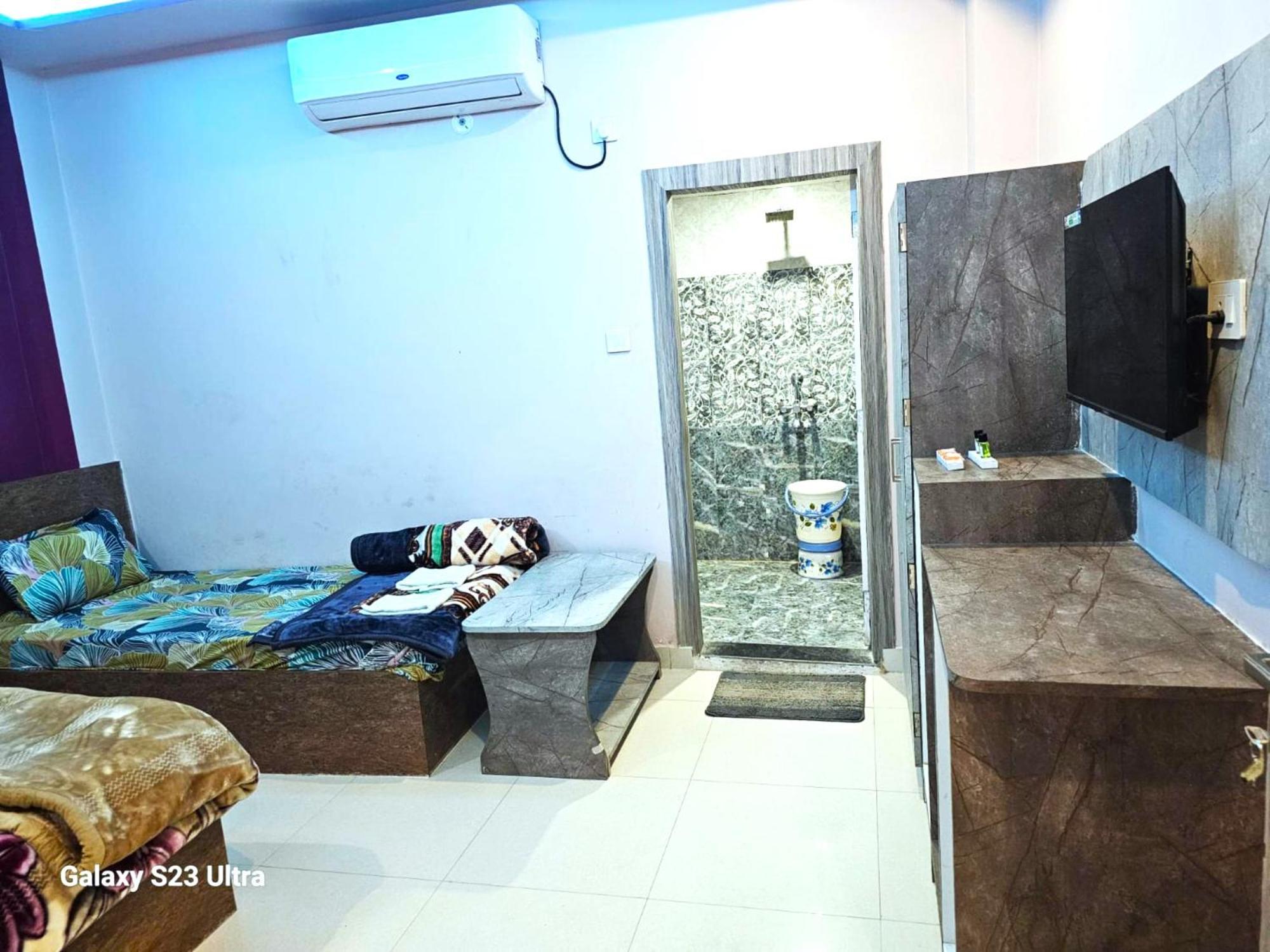 Hotel Kashi Inn Raj Ghat Waranasi Zewnętrze zdjęcie