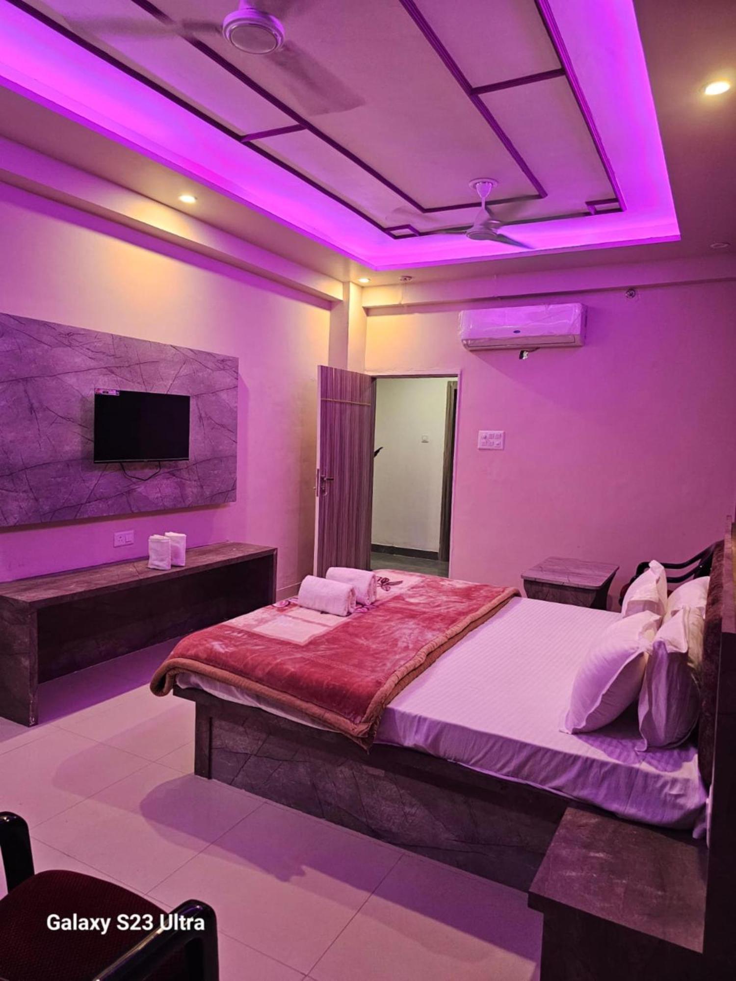 Hotel Kashi Inn Raj Ghat Waranasi Zewnętrze zdjęcie