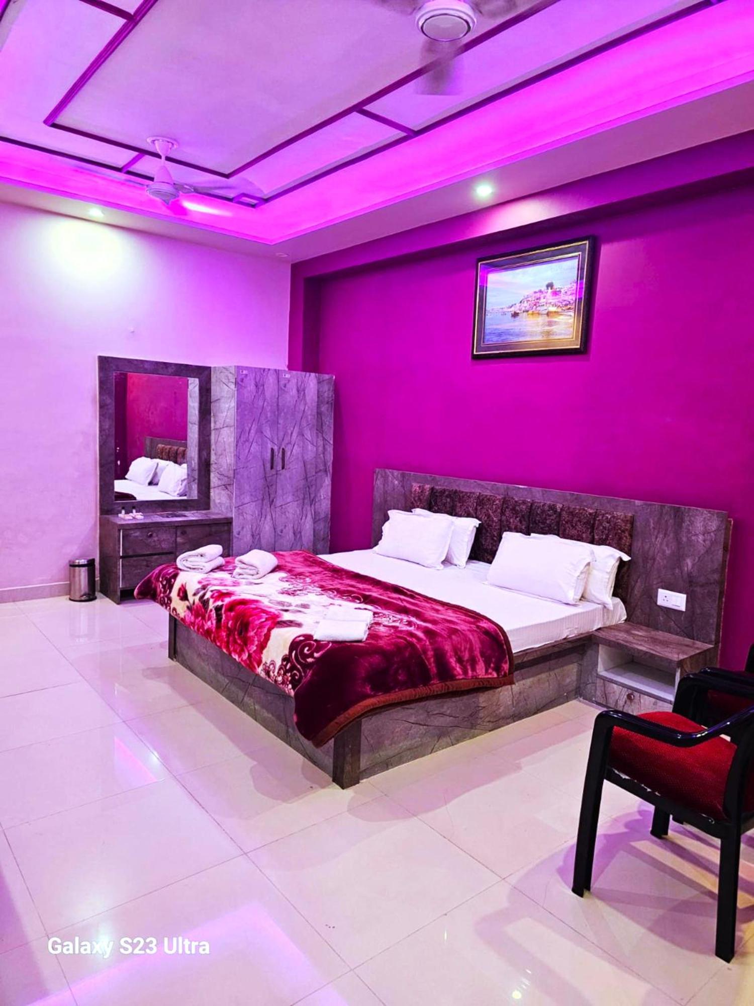 Hotel Kashi Inn Raj Ghat Waranasi Zewnętrze zdjęcie
